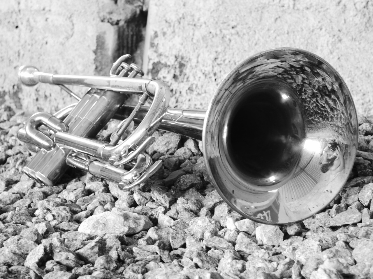 music-black-and-white-photography-wheel-vehicle-instrument-1083896-pxhere.com